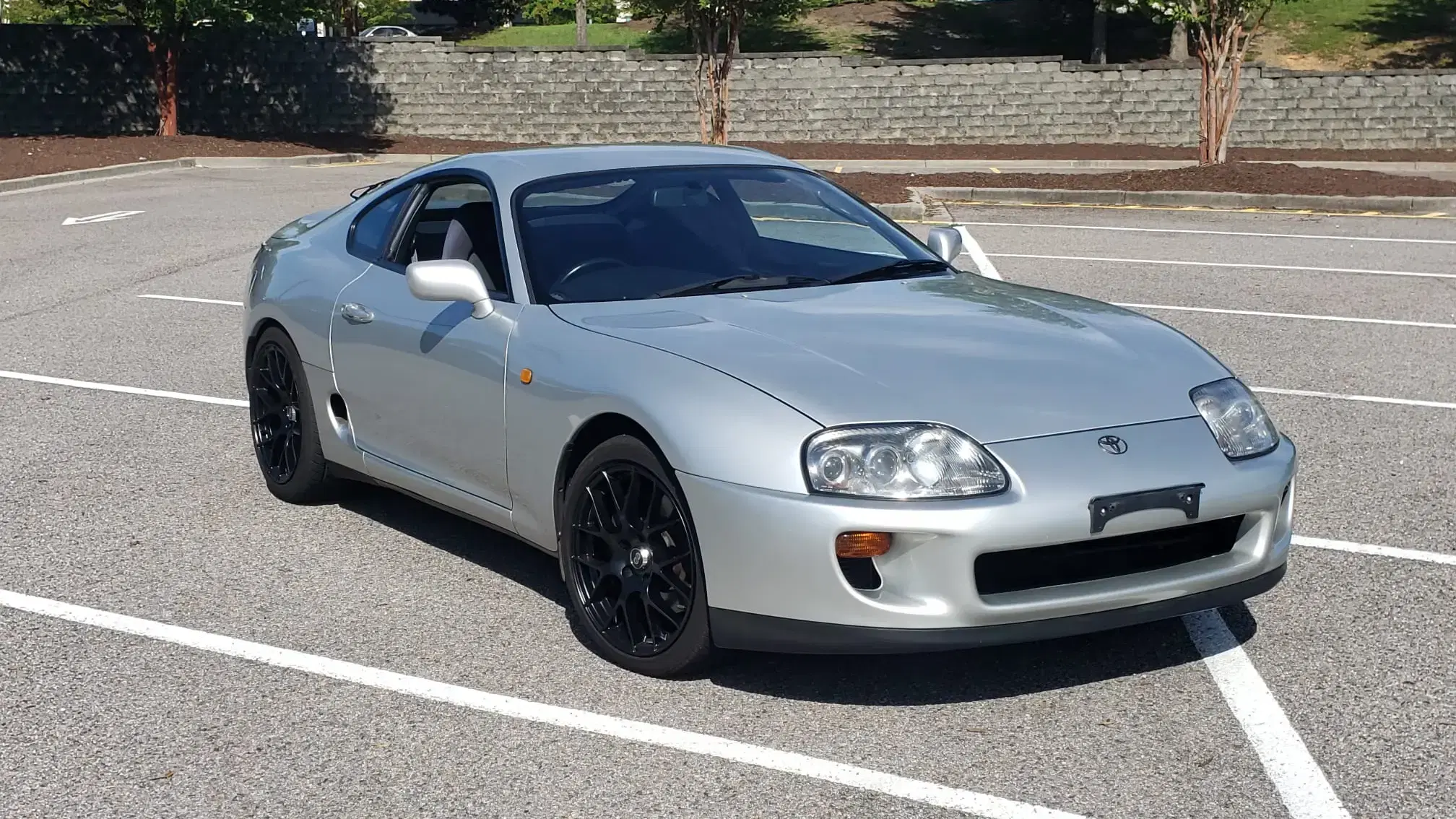 import-toyota-supra